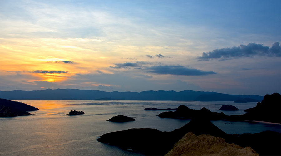 komodo island sunset